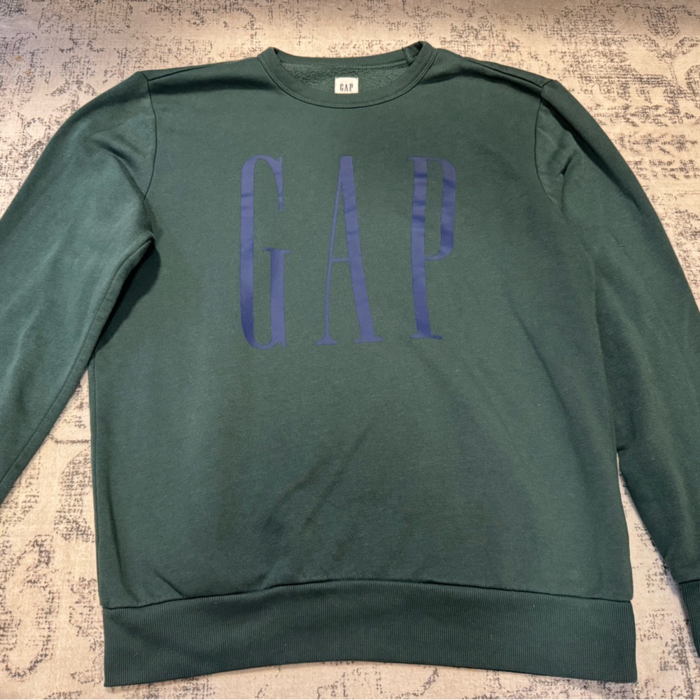 Gap Sweatshirt - Picture 2 of 2